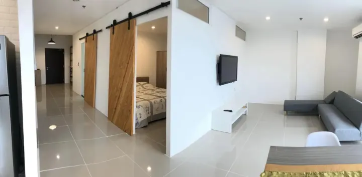 Property photos for Icon I