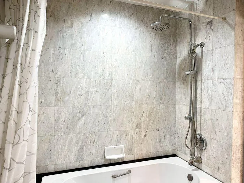 Property photos for The Royal Place 1