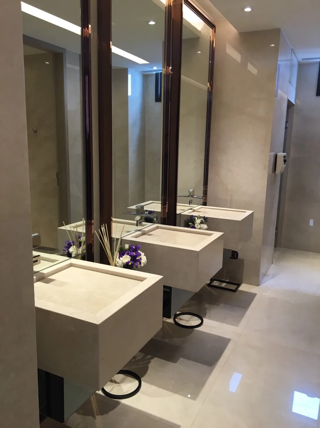 Property photos for The XXXIX by Sansiri