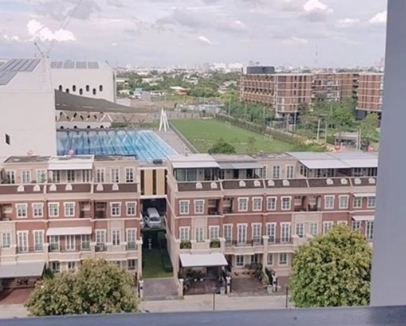 Property photos for The Base Park East Sukhumvit 77