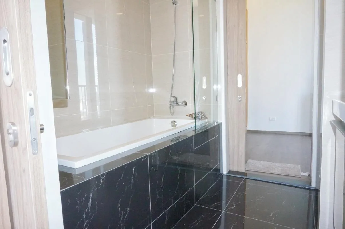 Property photos for Park Origin Phromphong