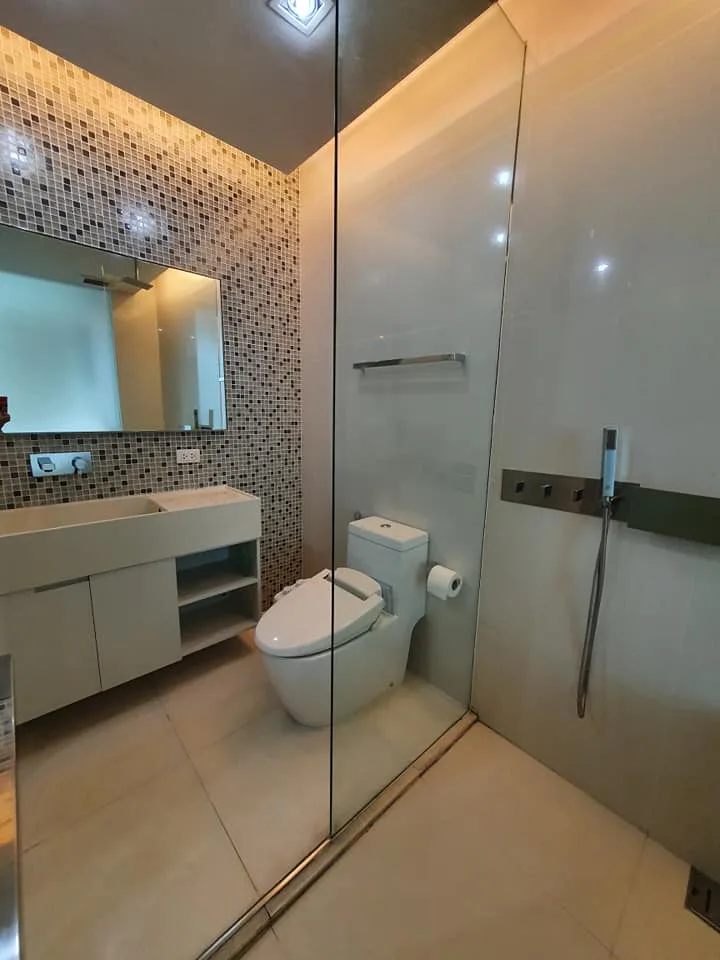 Property photos for The Room Sukhumvit 21