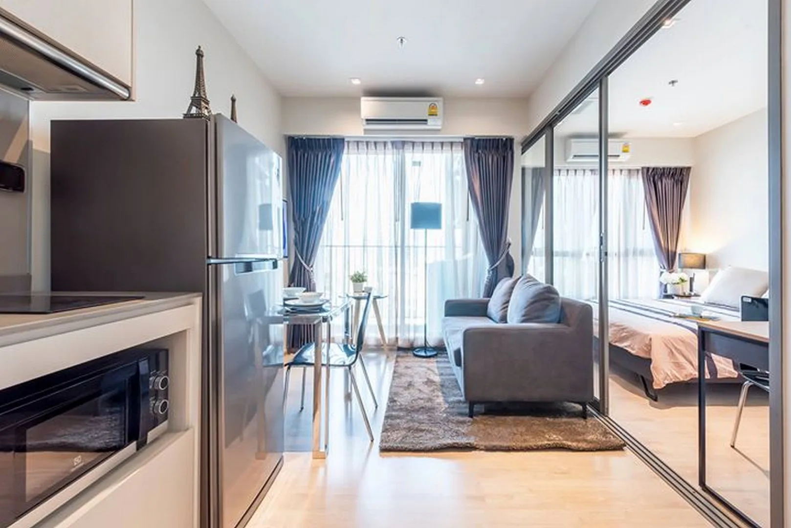 Property photos for Whizdom Station Ratchada - Thapra