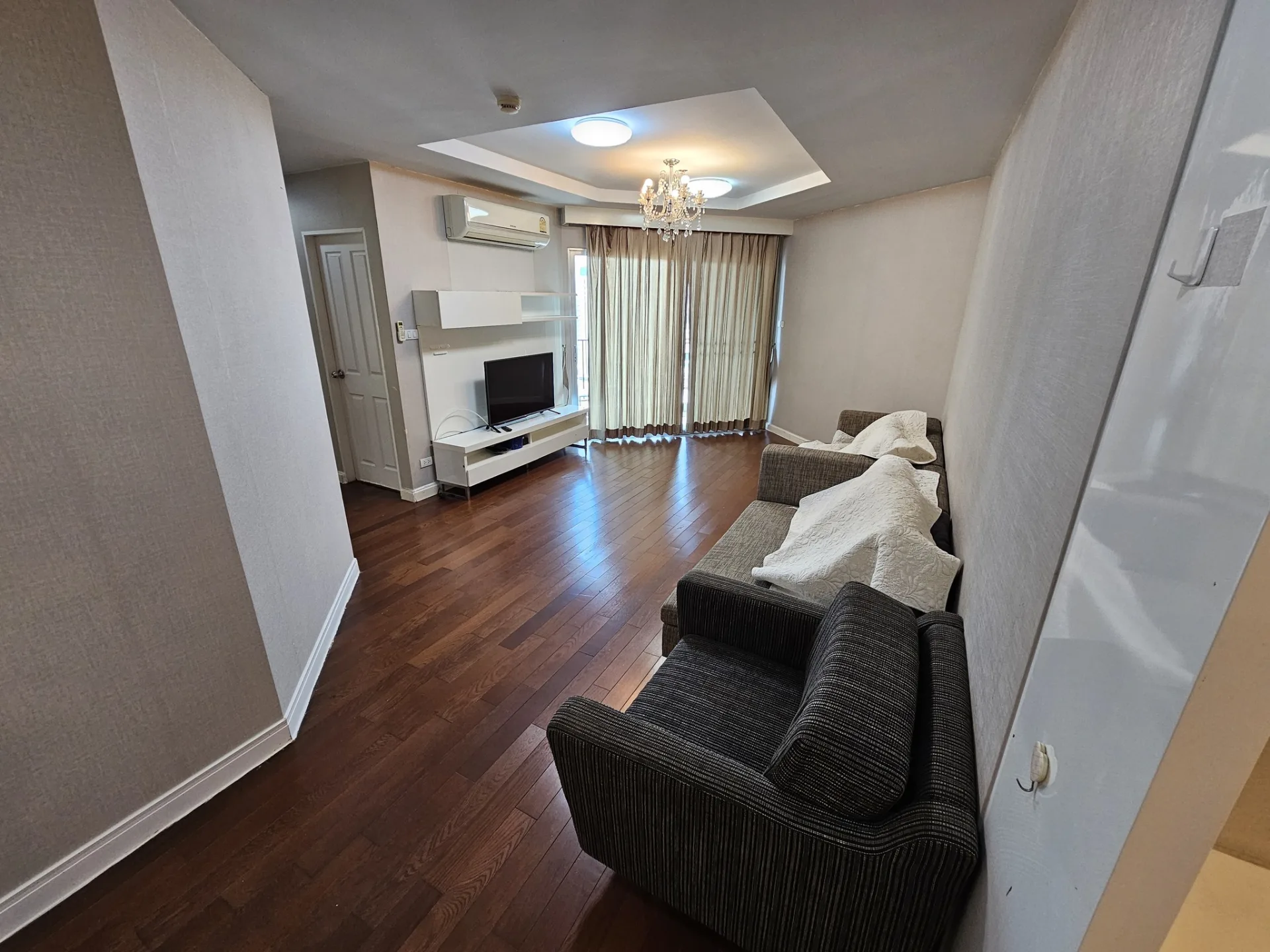 Property photos for Belle Grand Rama 9