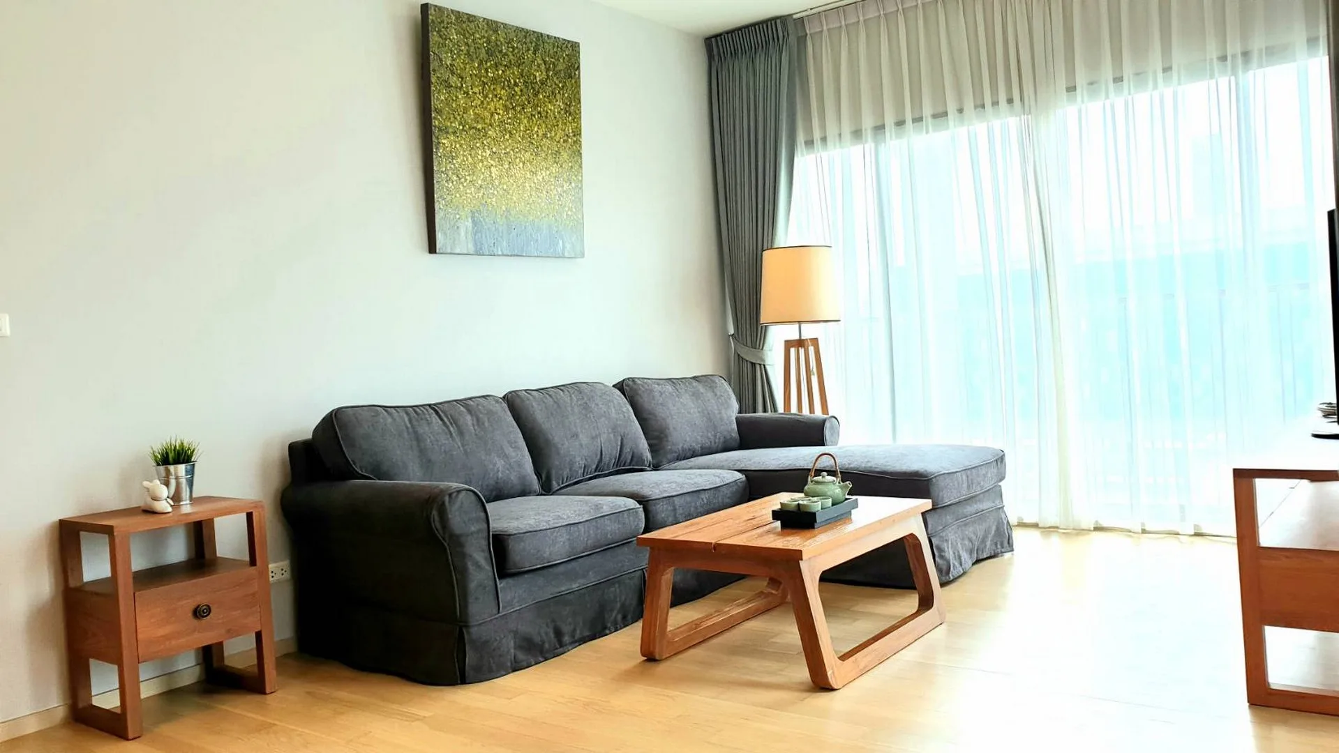 Property photos for Noble Reveal