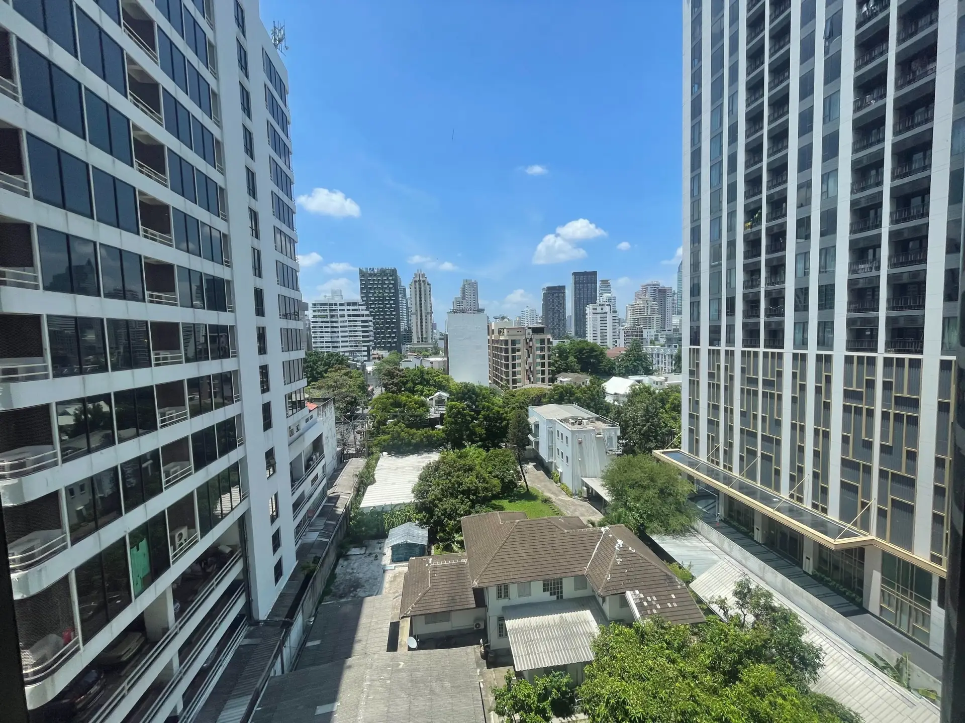 Property photos for Celes Asoke