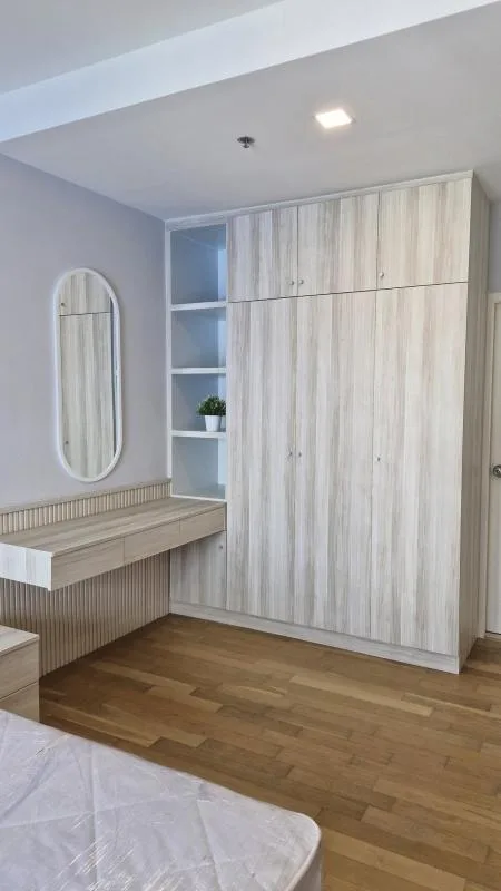 Property photos for Noble Reveal