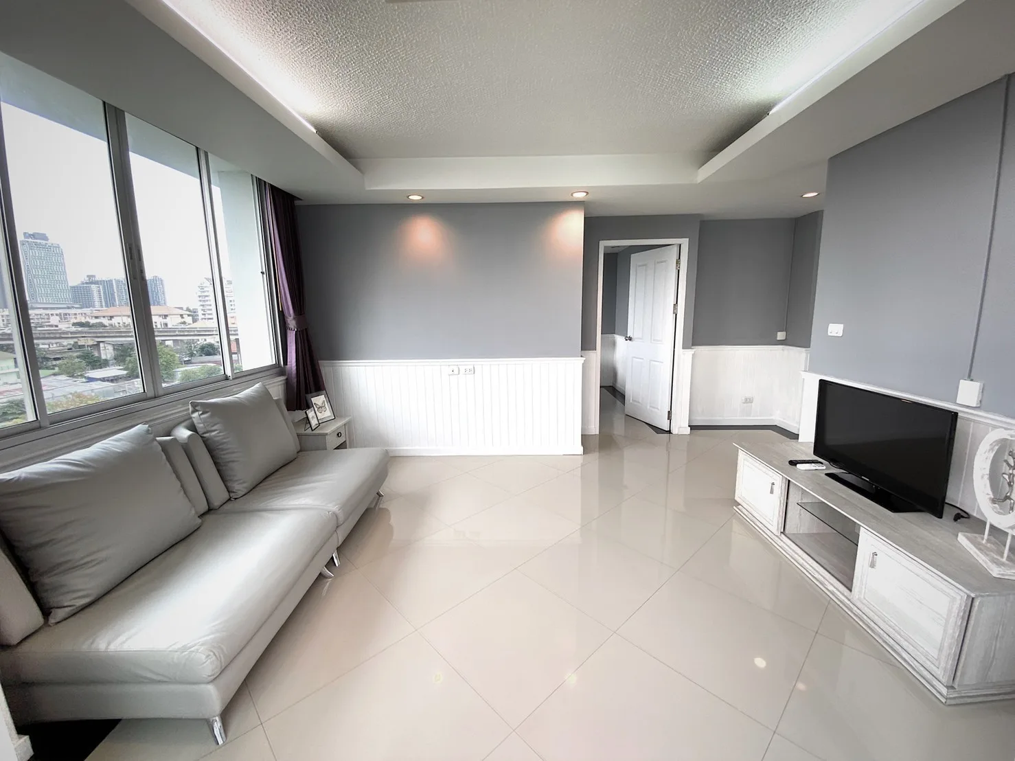 Property photos for The Waterford Sukhumvit 50 Onnut