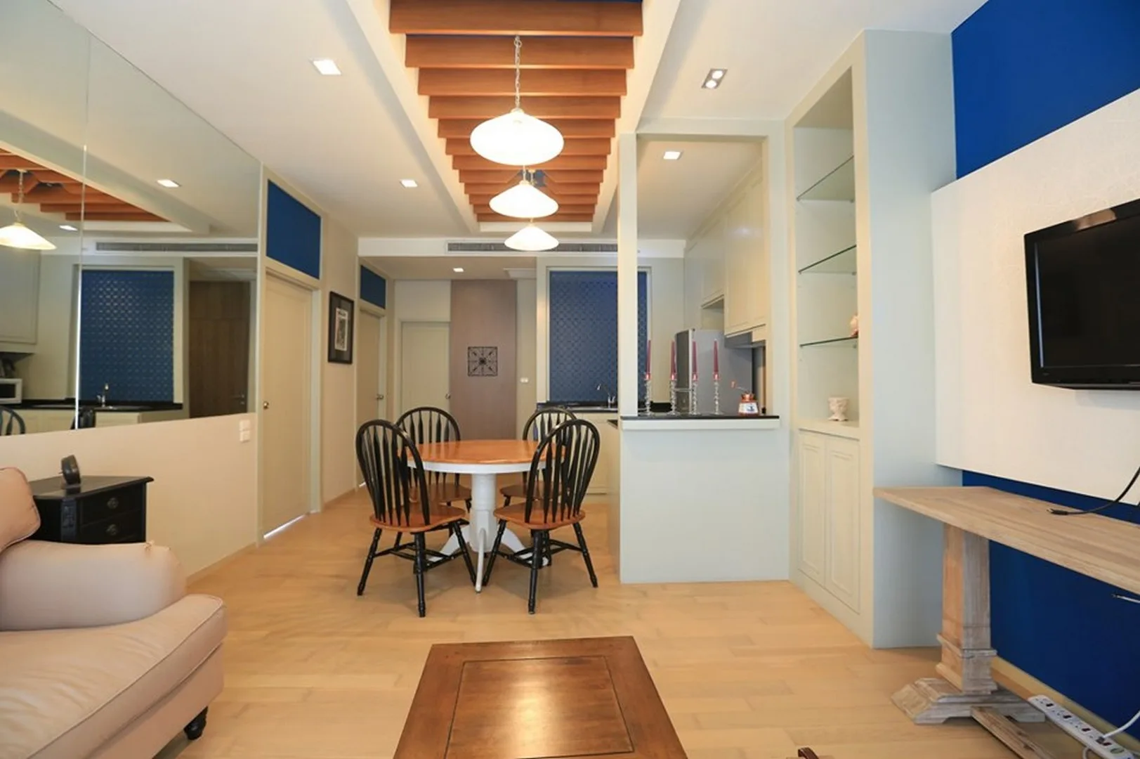 Property photos for Noble Reveal