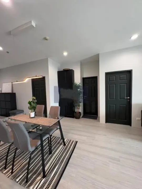 Property photos for Chewathai Ratchaprarop