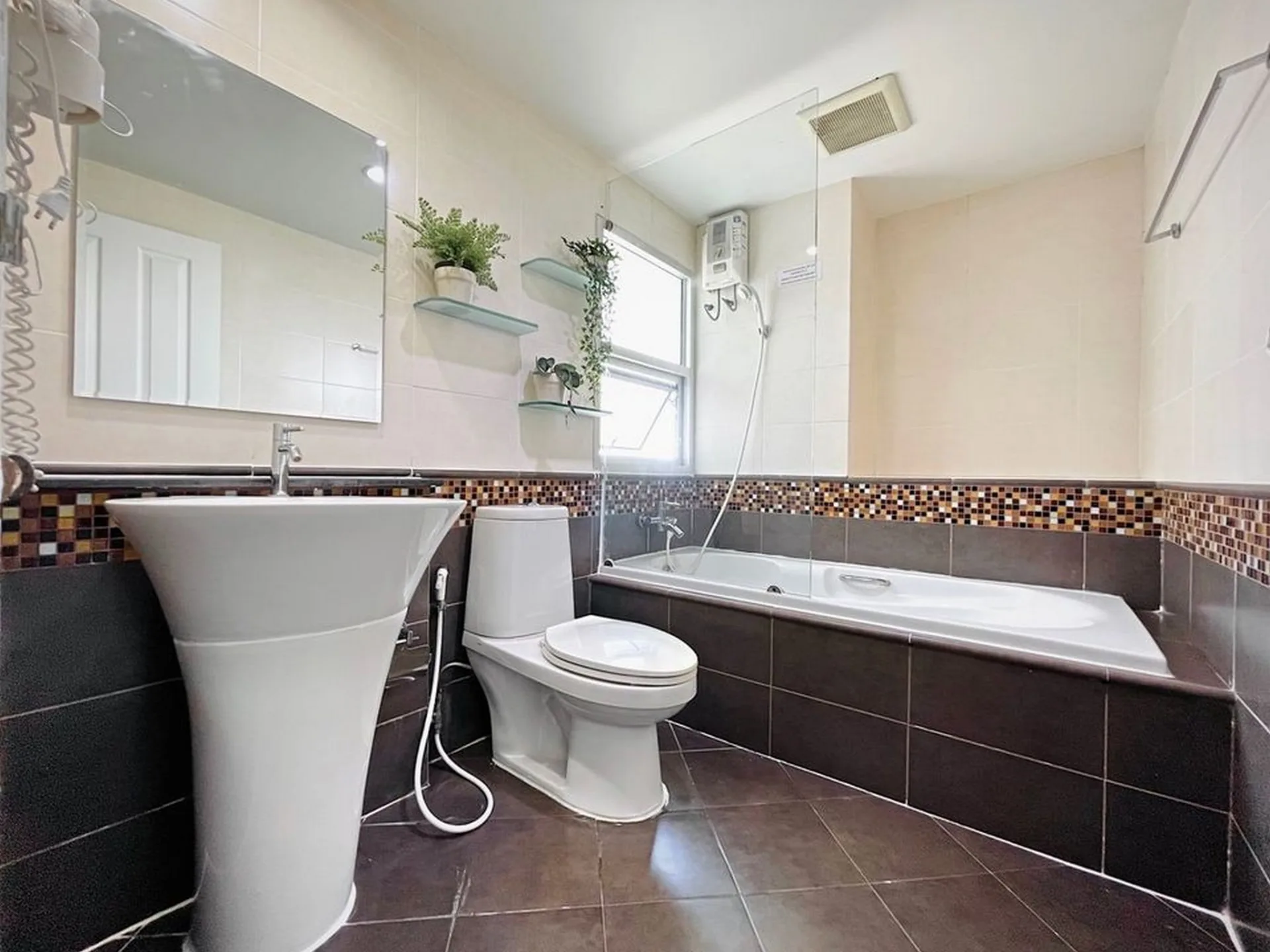 Property photos for The Waterford Sukhumvit 50 Onnut