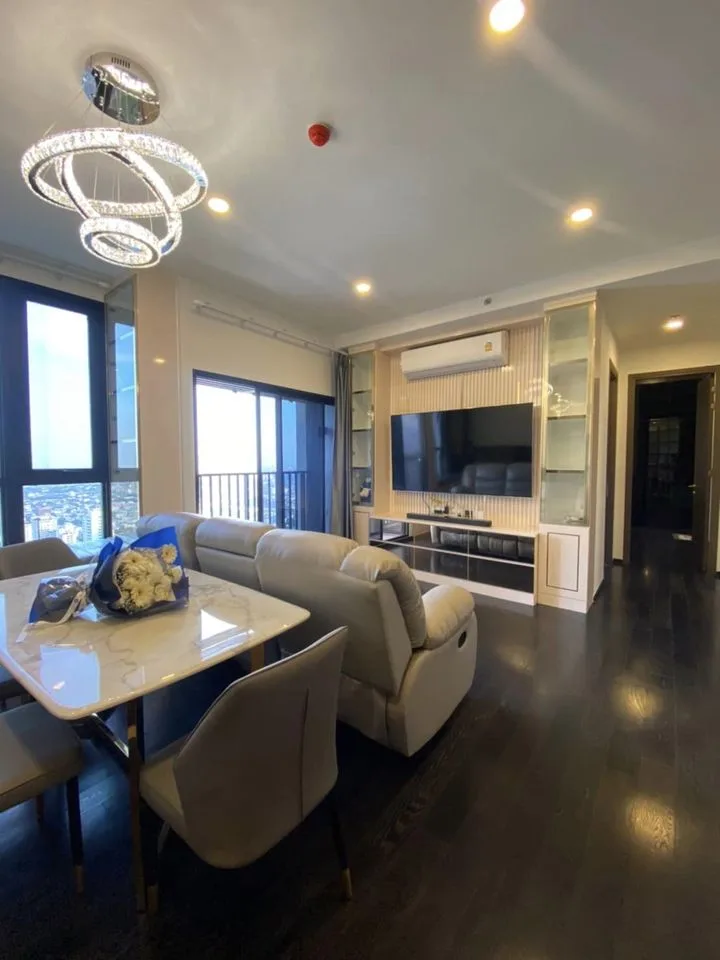 Property photos for Park Origin Thonglor