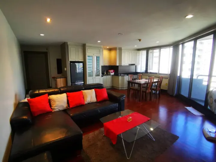 Property photos for Lake Avenue 16