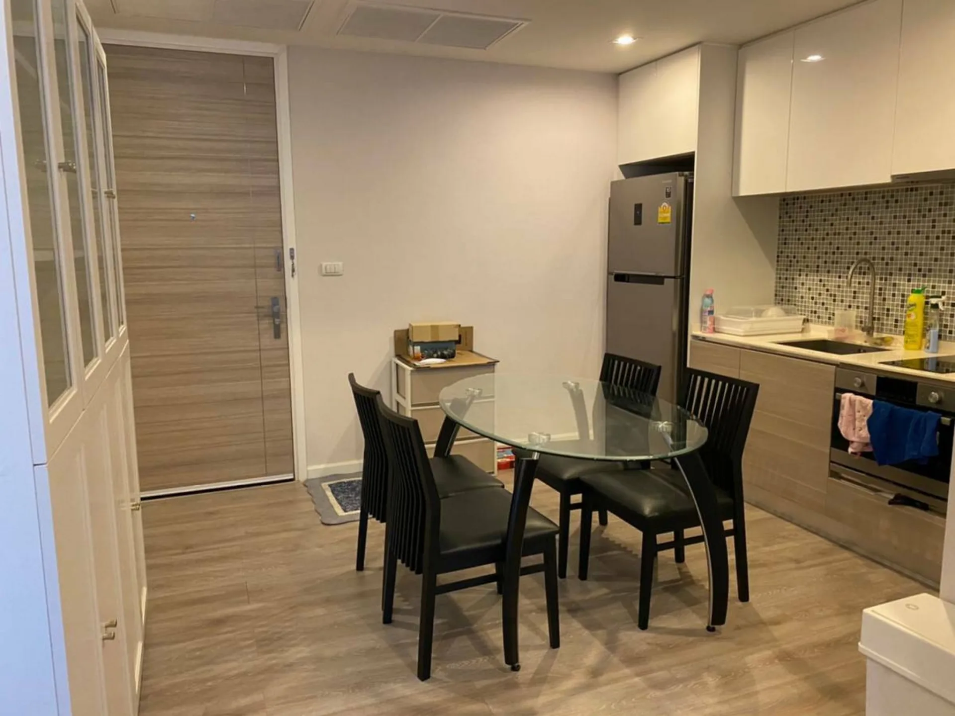 Property photos for The Room Sukhumvit 21