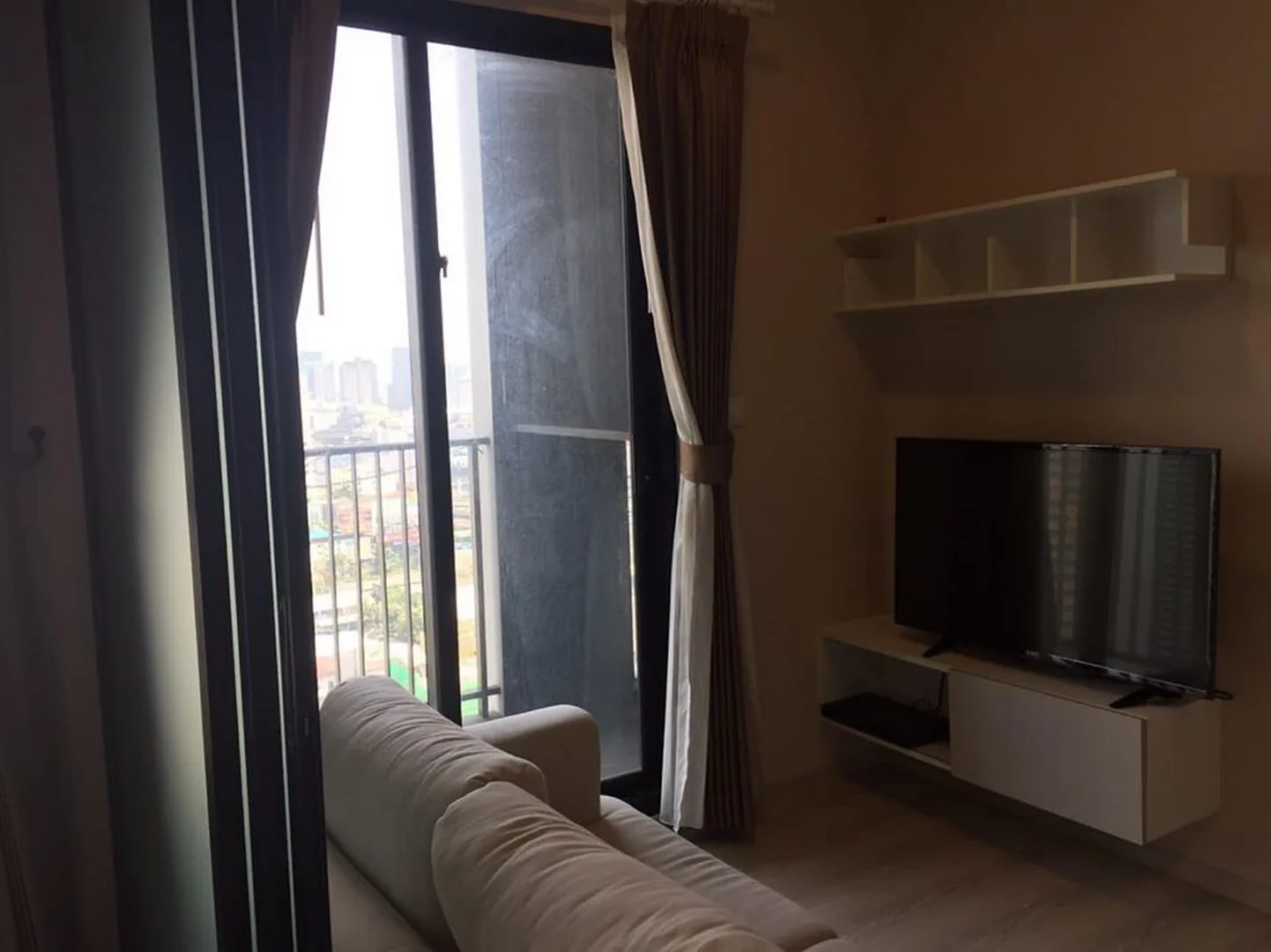 Property photos for Condolette Midst Rama 9