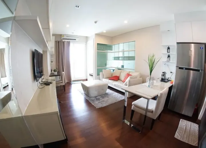 Property photos for Ivy Thonglor