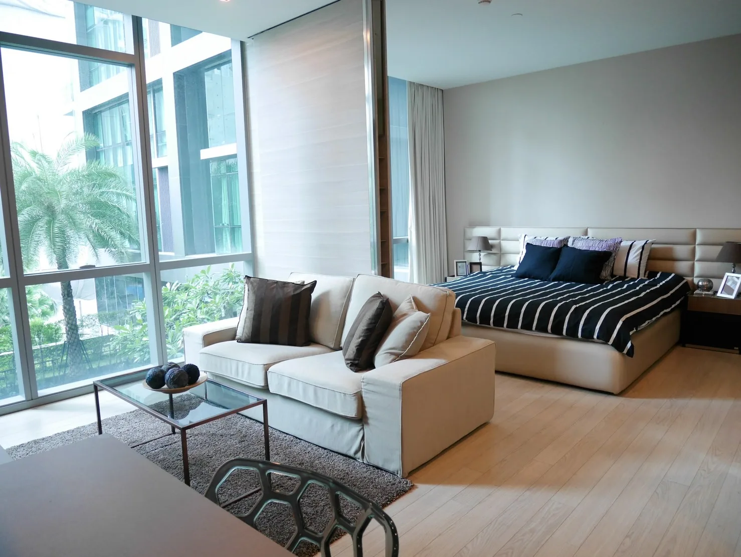Property photos for The Room Sukhumvit 21