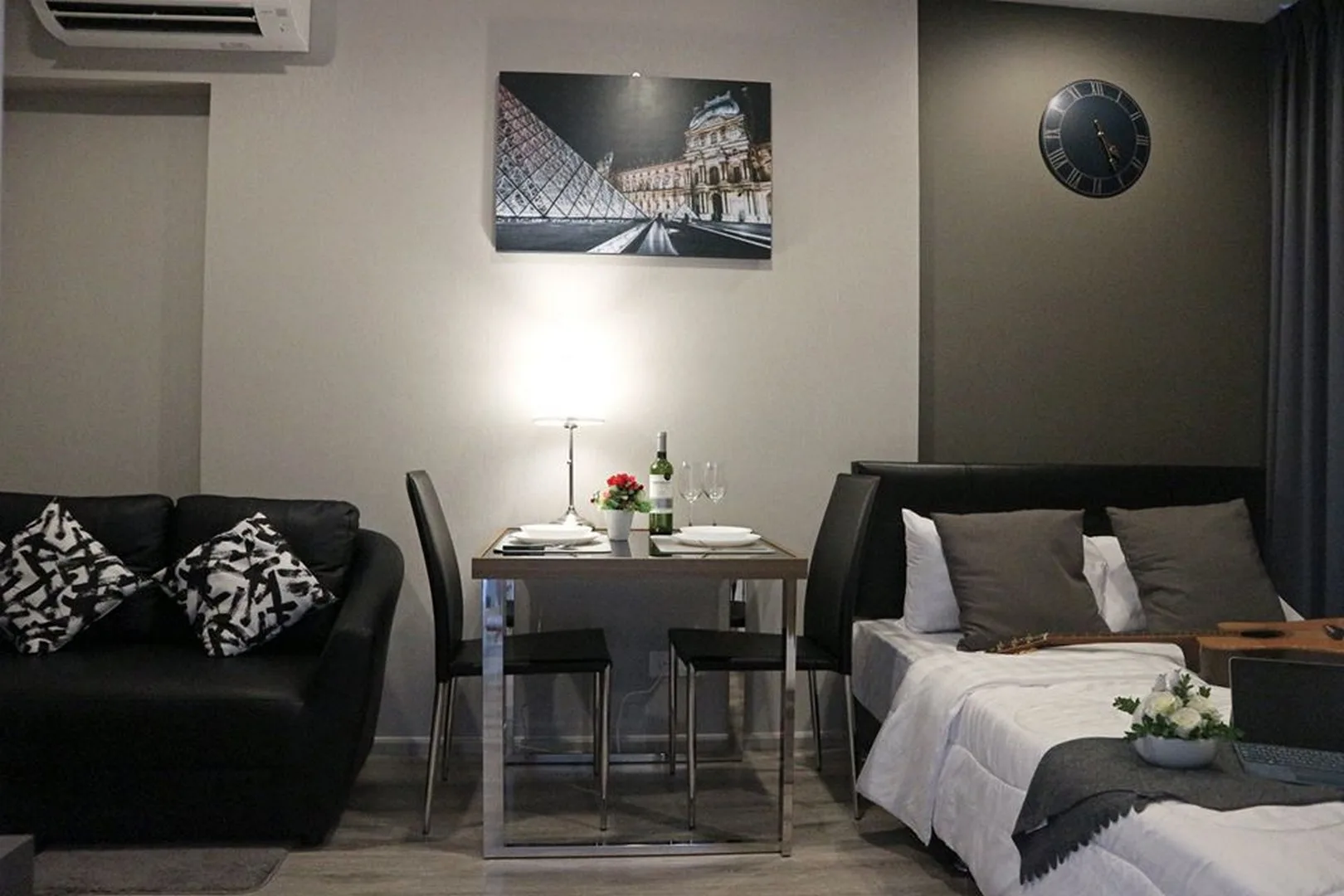 Property photos for Ideo Mobi Asoke
