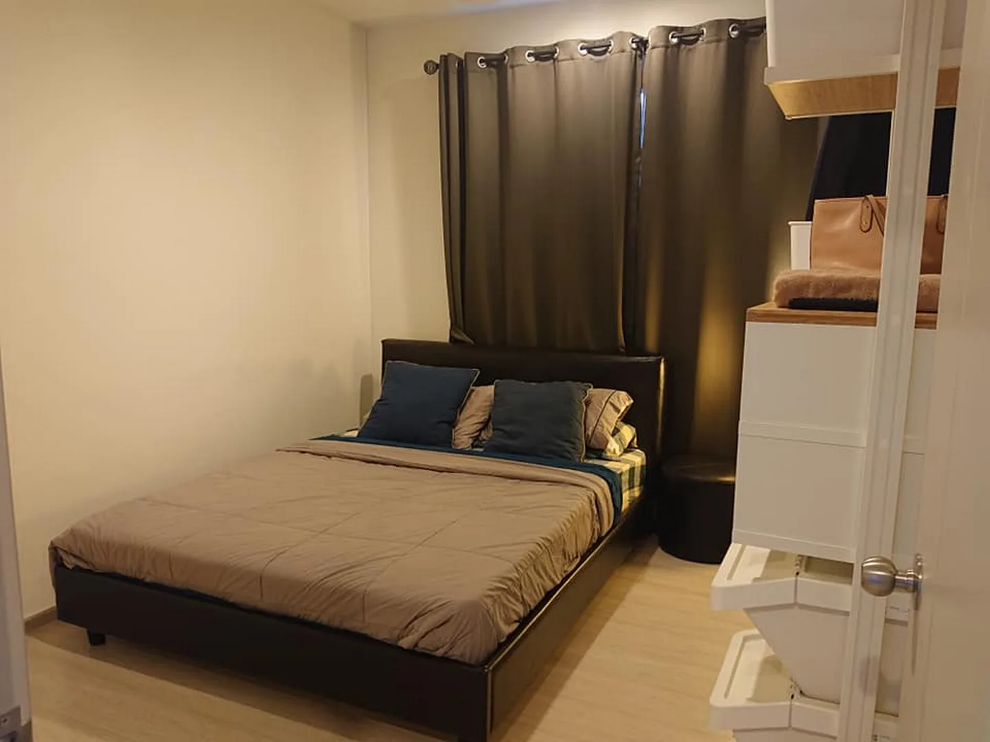 Property photos for Life Sukhumvit 48