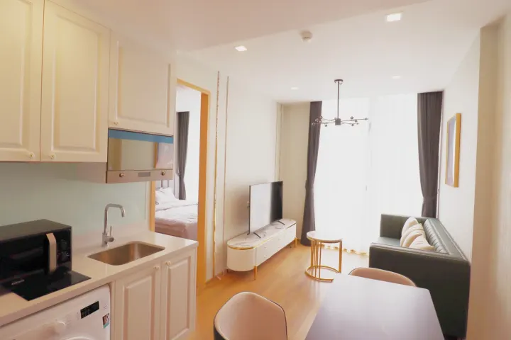 Property photos for Noble BE 33