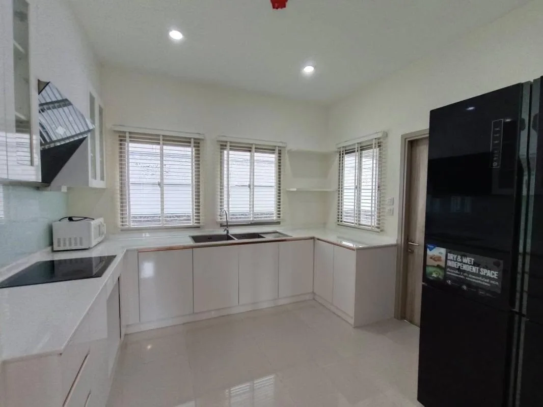 Property photos for The Palm Bangna-wongwaen