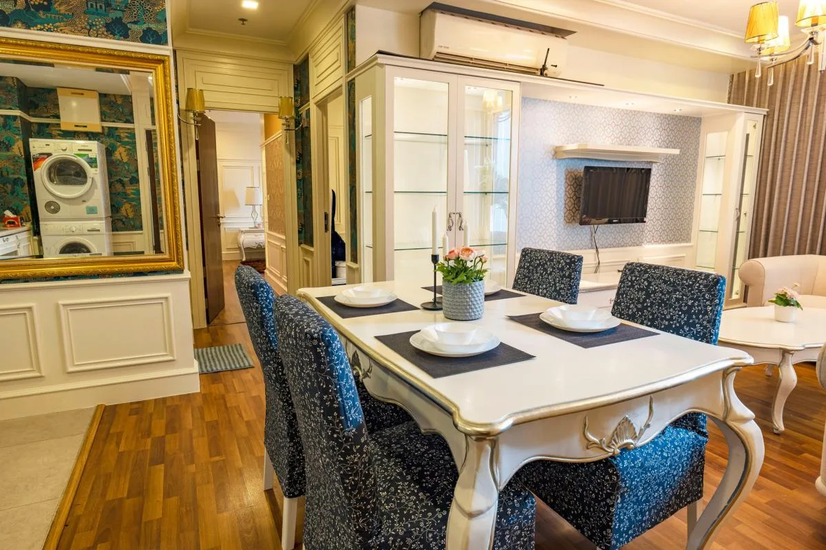 Property photos for Le Luk