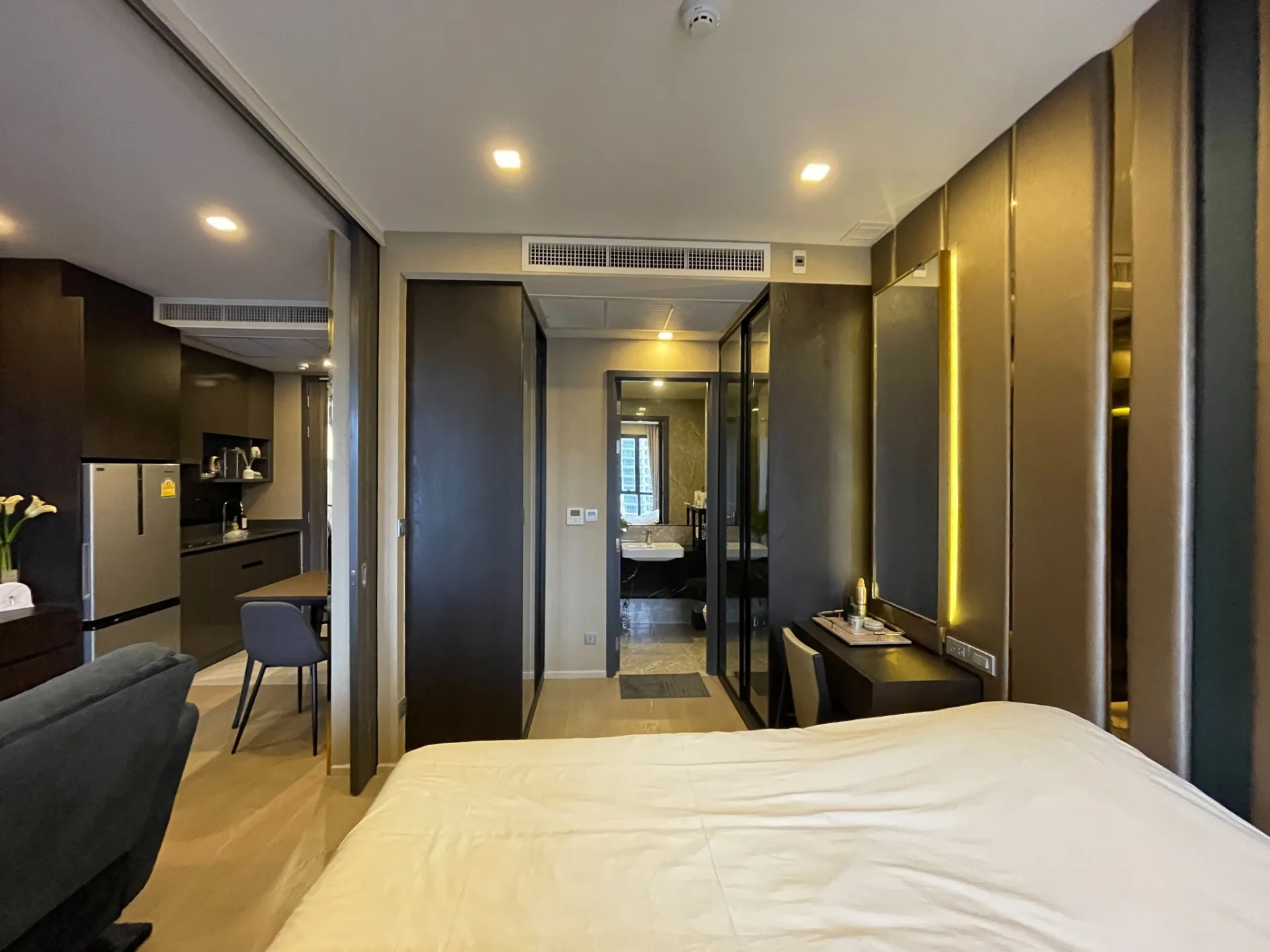 Property photos for Ashton Asoke