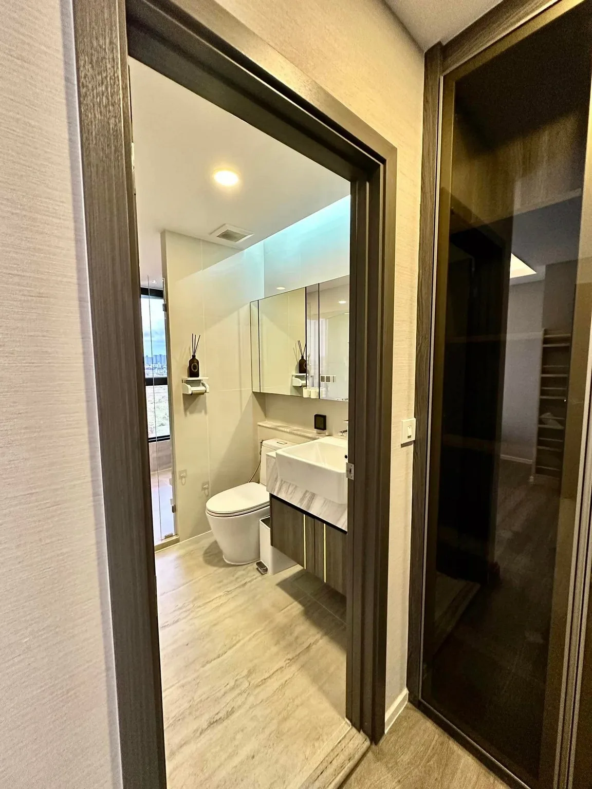 Property photos for The Park Lane Sukhumvit-bearing