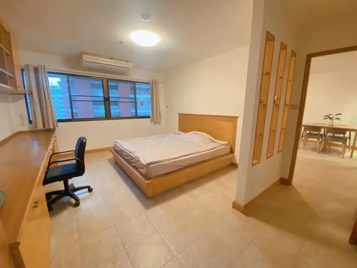 Property photos for The Royal Place 2