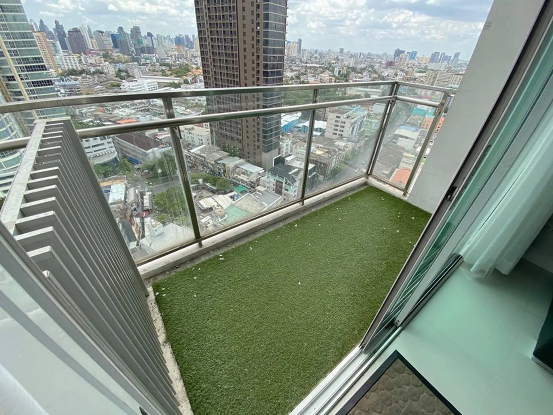Property photos for The Bloom Sukhumvit 71