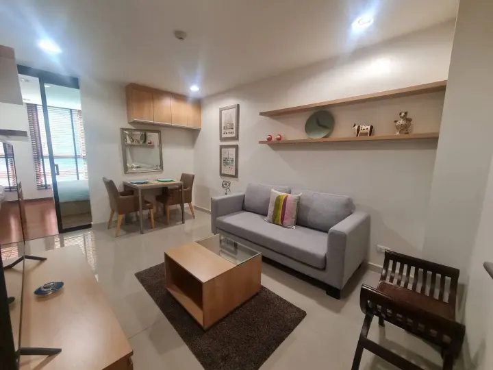 Property photos for Zenith Place Sukhumvit 42