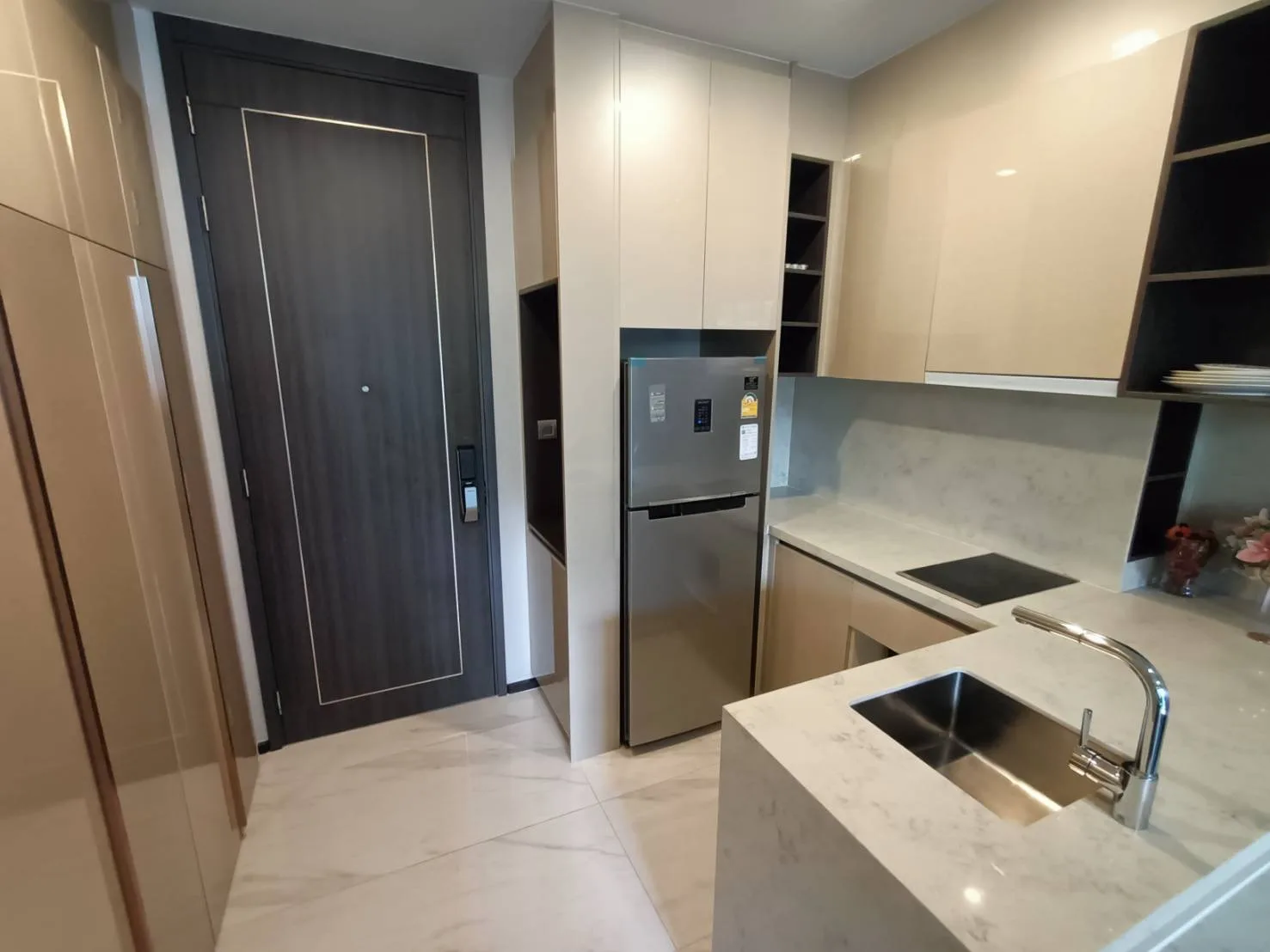 Property photos for Laviq Sukhumvit 57