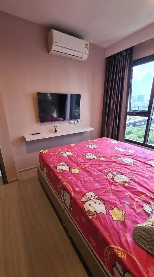 Property photos for Life Asoke Hype