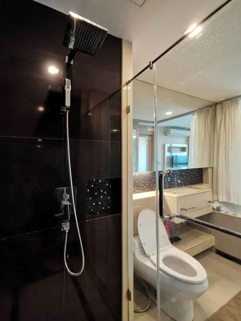 Property photos for The Address Asoke