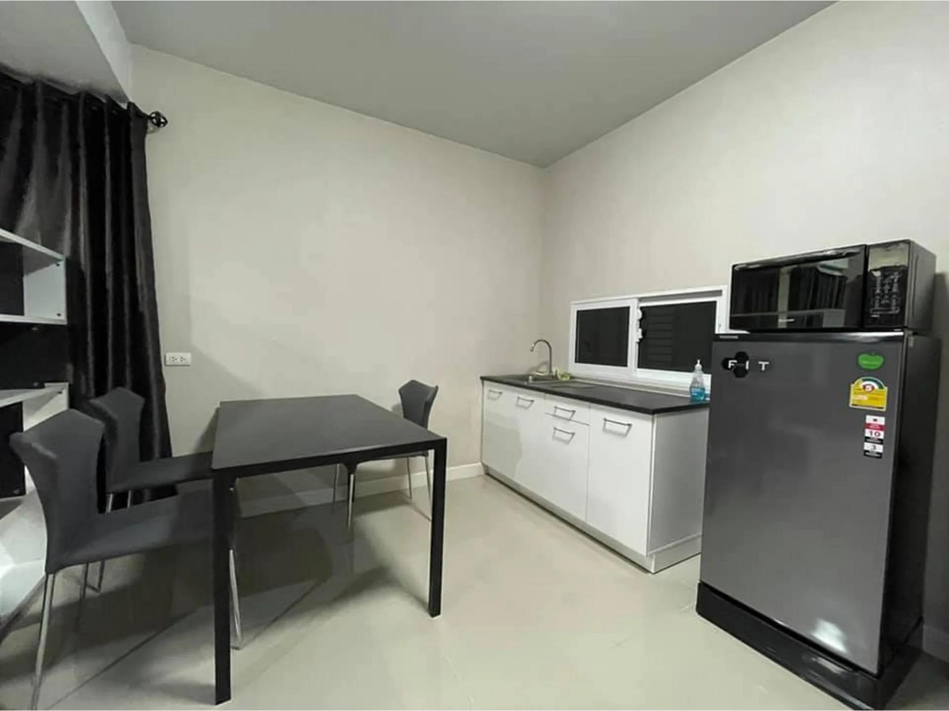 Property photos for The Village 3 Bang Na-wong Waen