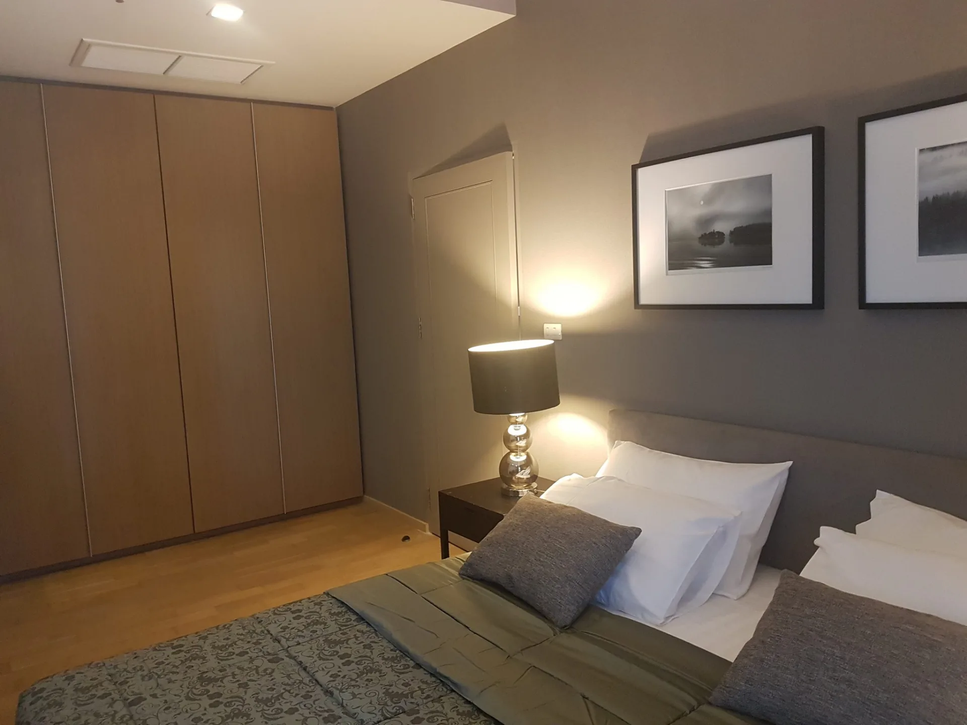 Property photos for Noble Reveal