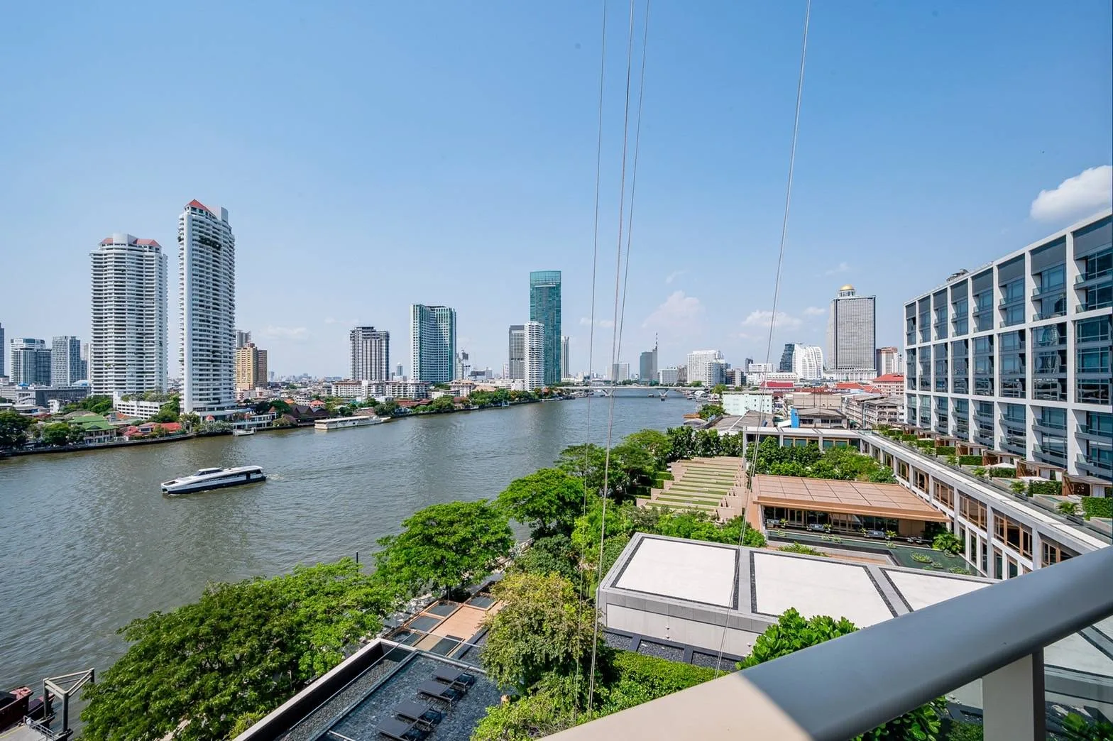 Property photos for Four Seasons Private Residences Bangkok