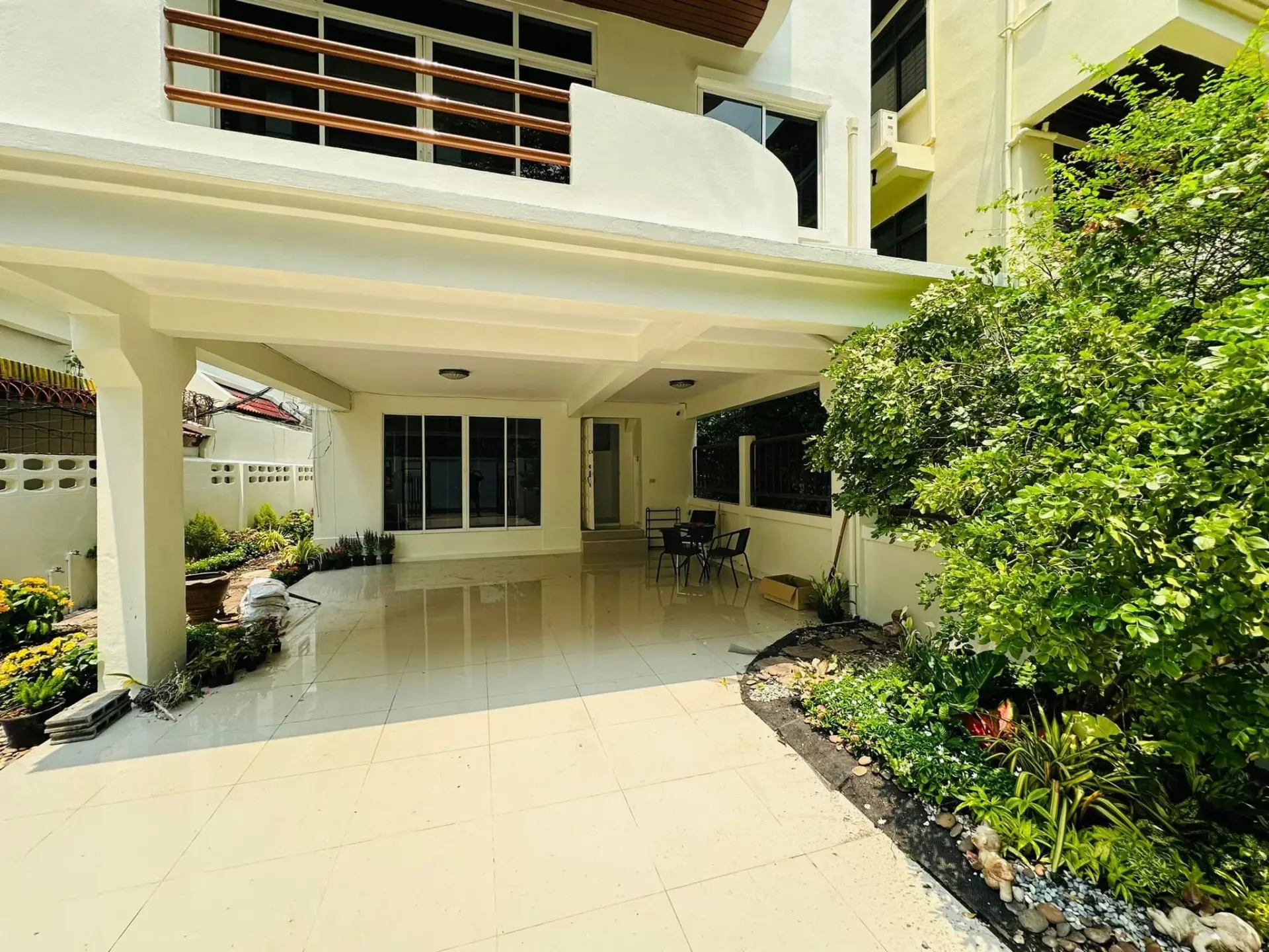 Property photos for Townhouse Suk 31 Alley, Lane 2