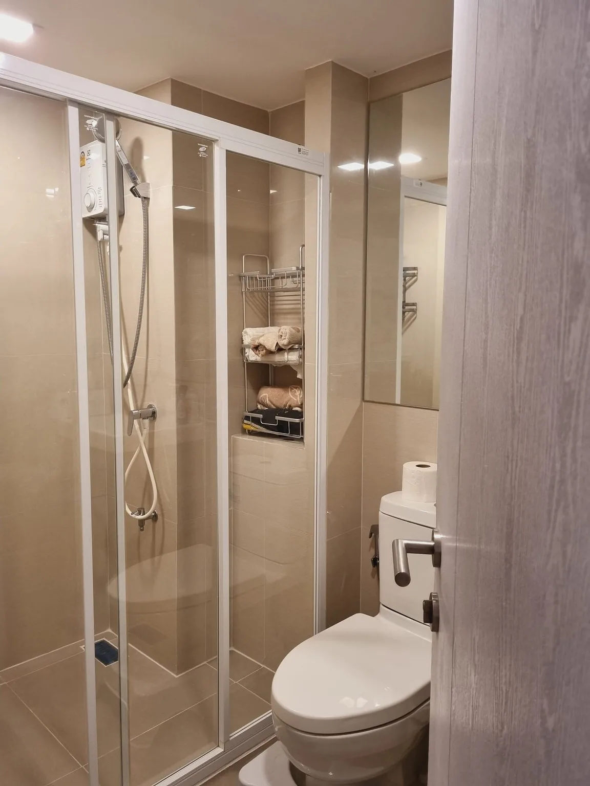 Property photos for Modiz Sukhumvit 50