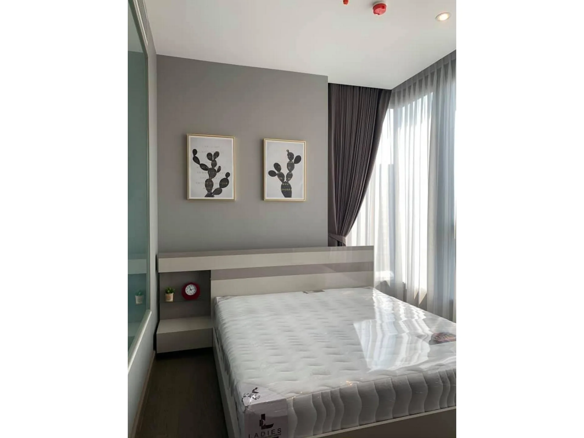 Property photos for The Esse at Singha Complex