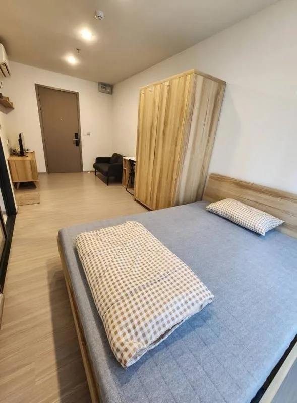 Property photos for Life Asoke Hype