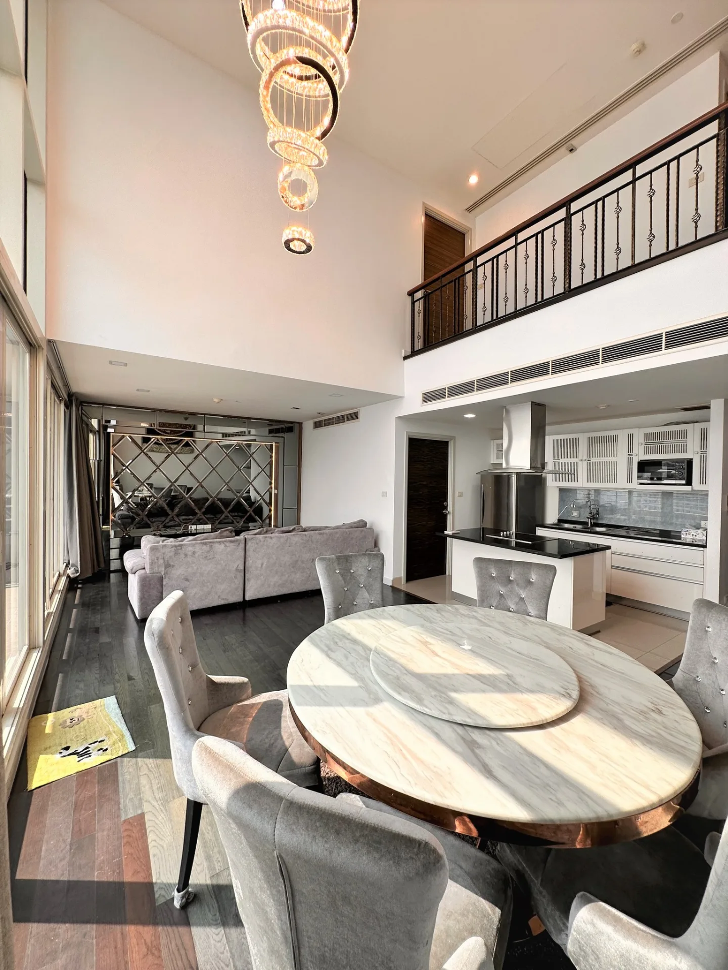 Property photos for Watermark Chaophraya