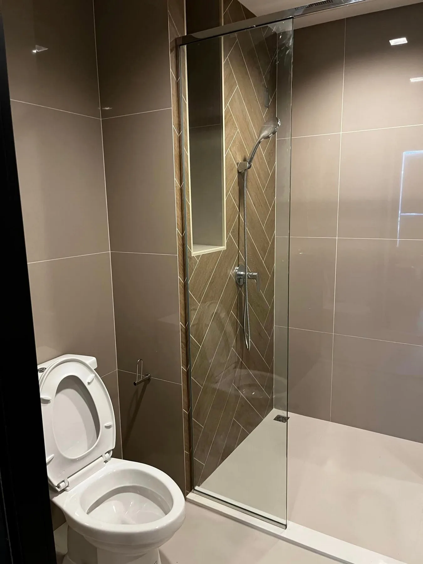 Property photos for THE LINE Phahonyothin Park