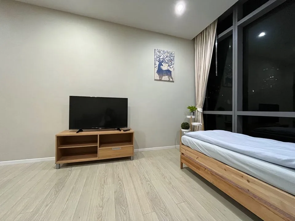 Property photos for The Room Sukhumvit 21