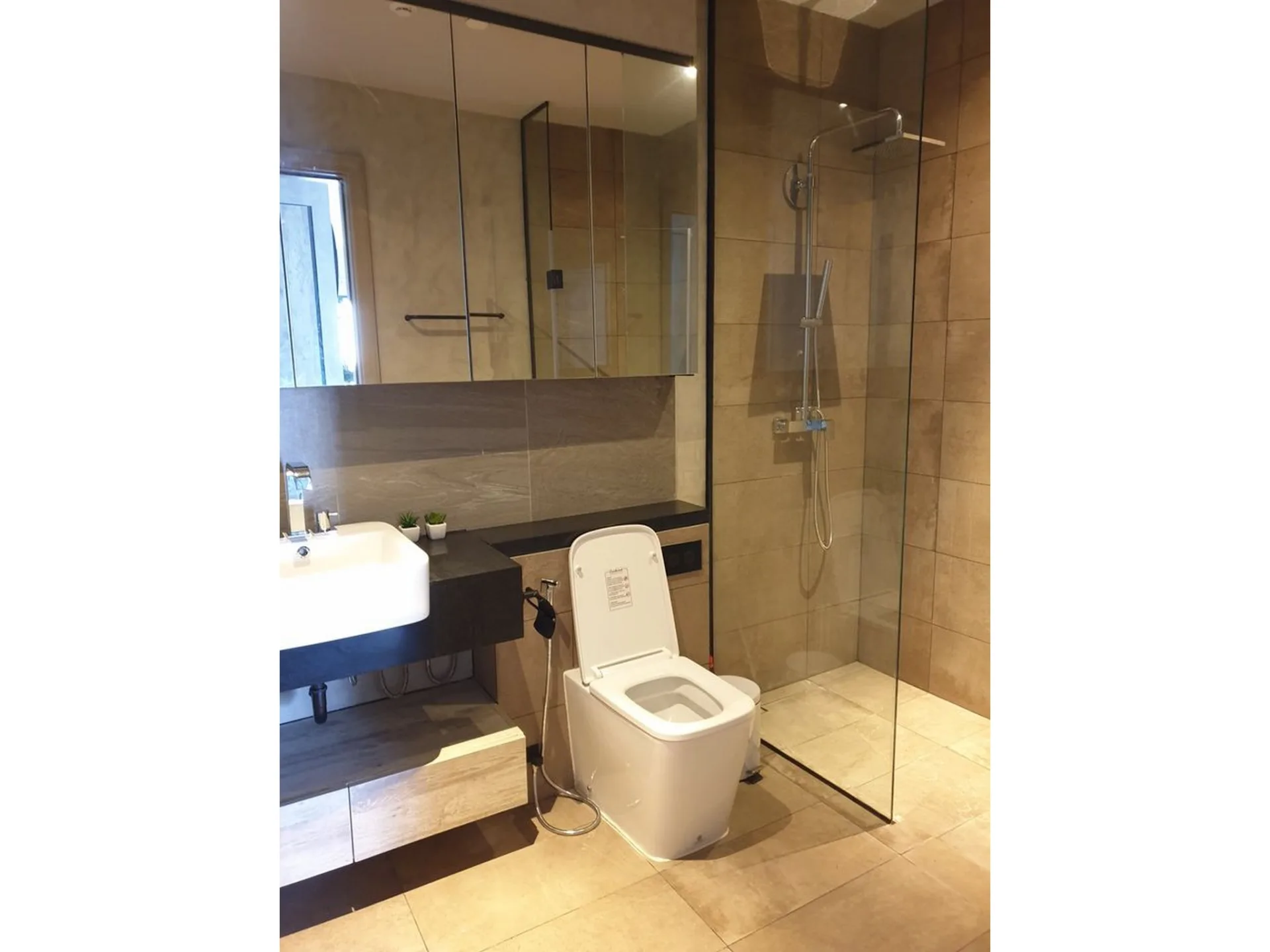 Property photos for The Lofts Asoke