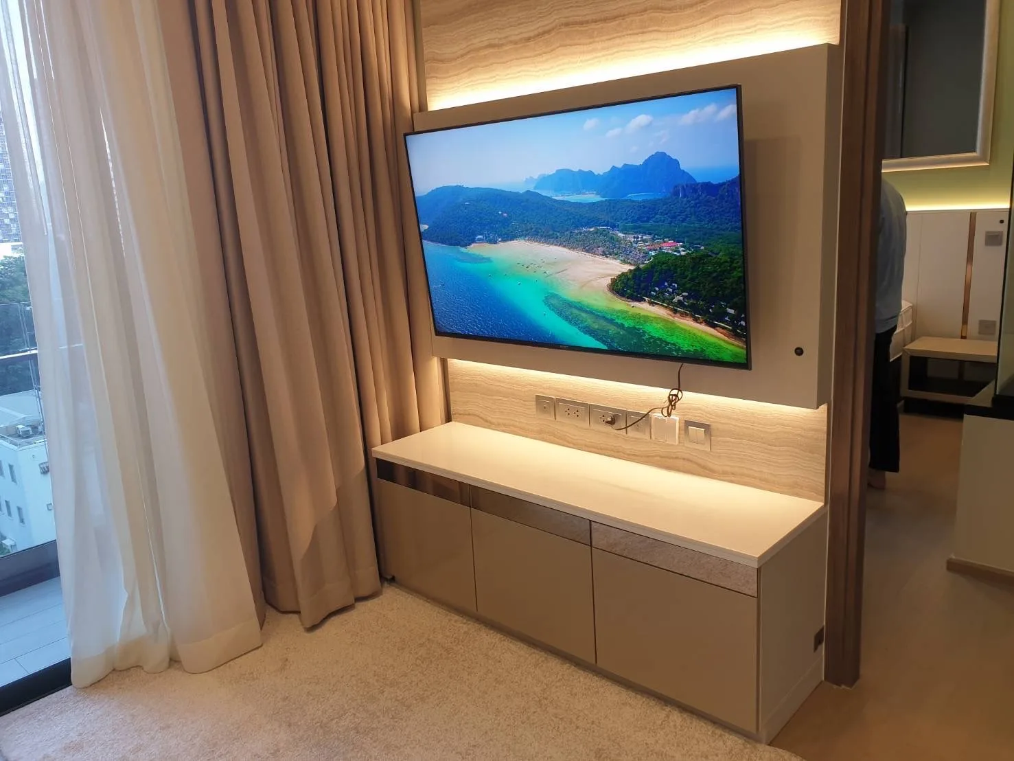 Property photos for Celes Asoke