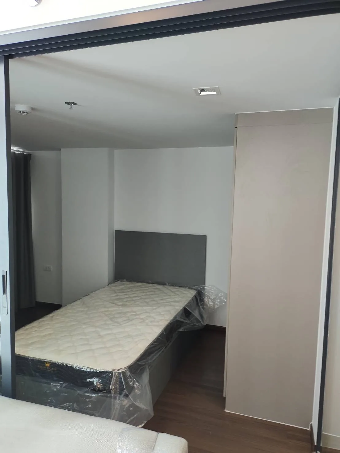 Property photos for Ideo New Rama 9