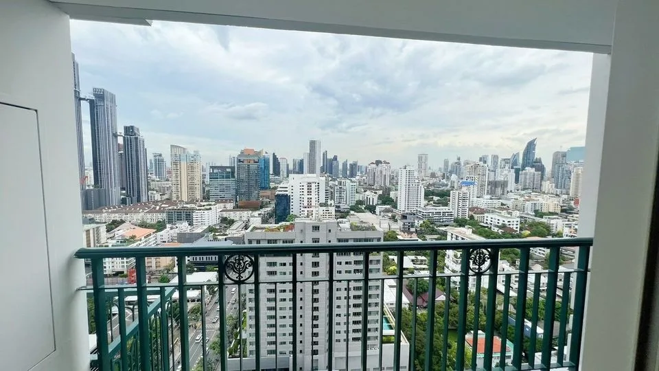 Property photos for Ivy Thonglor