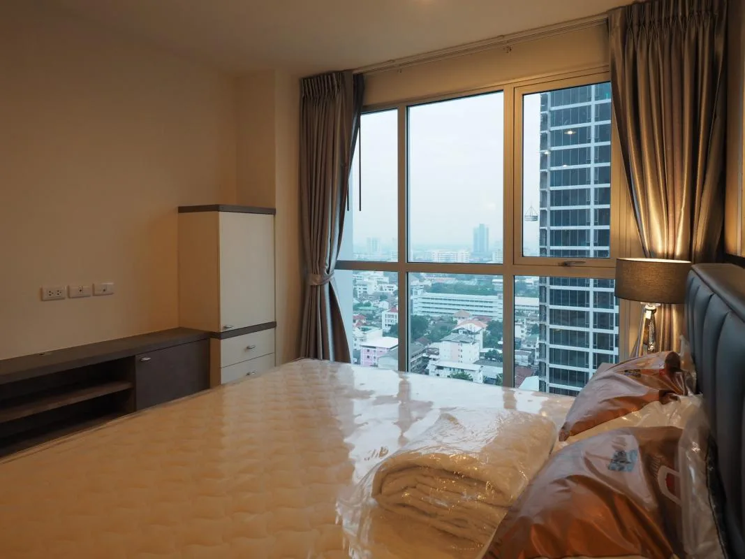 Property photos for Rhythm Sathorn - Narathiwas