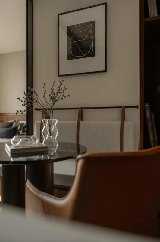 Property photos for Noble Around Ari
